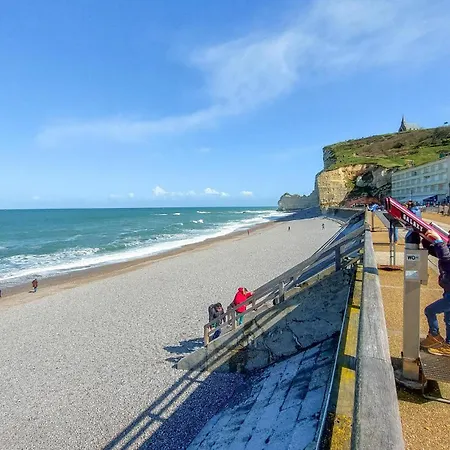 Gorgeous In * Malleville-les-Gres