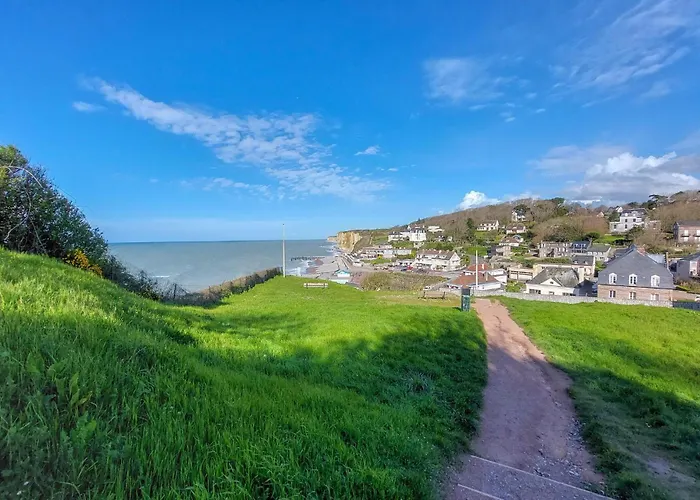 Gorgeous In Malleville-les-Gres